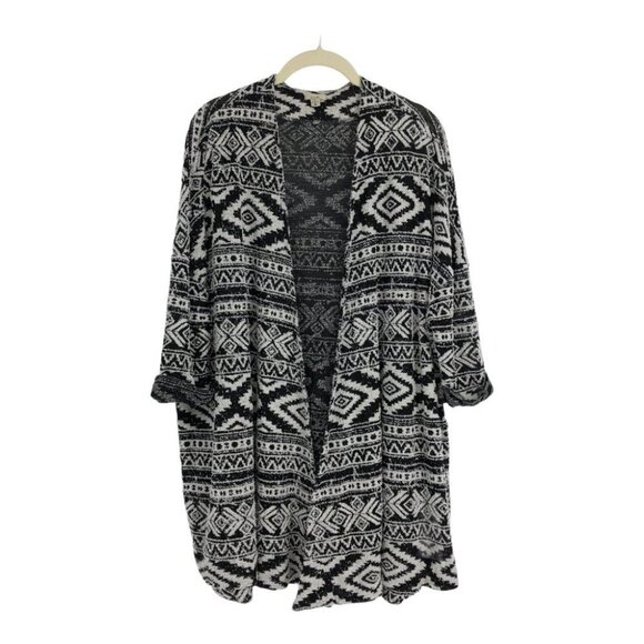 Urban Outfitters Ecote Black &White Tribal Patterned 3/4 sleeve Cardigan size S - Picture 12 of 12